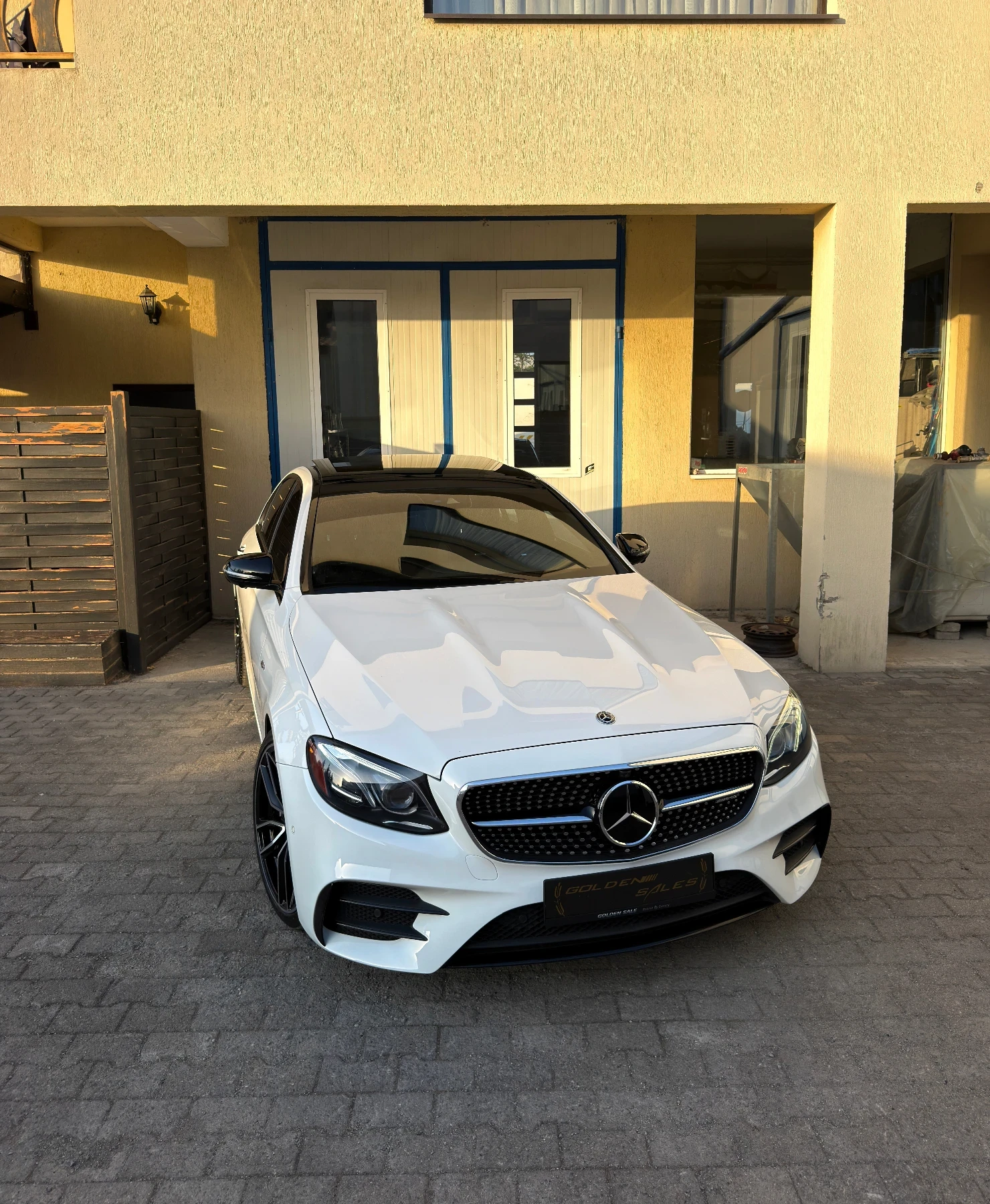 Mercedes-Benz E 53 AMG * AMG* PANO* BURMESTER* KEYLESS* | Auto.bg — изображение 1 Mercedes-Benz E 53 AMG * AMG* PANO* BURMESTER* KEYLESS* | Auto.bg — изображение 1