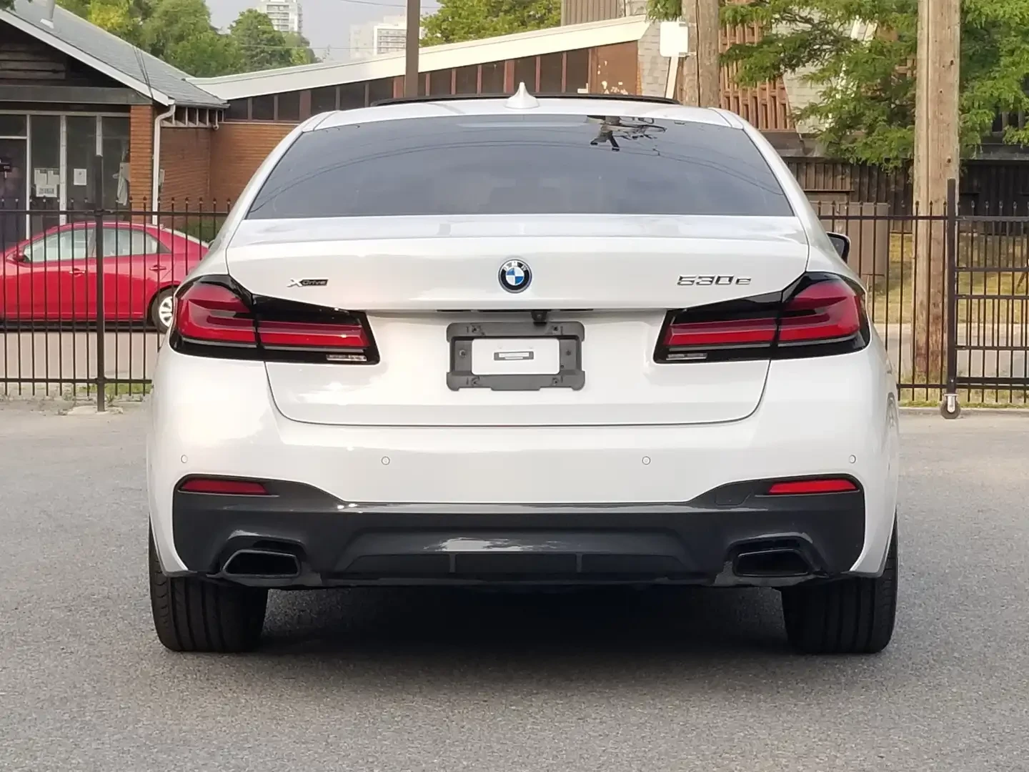 BMW 530E M-SPORT* HARMAN/KARDON* HEAD-UP*  - изображение 6 | Auto.bg BMW 530E M-SPORT* HARMAN/KARDON* HEAD-UP*  - изображение 6