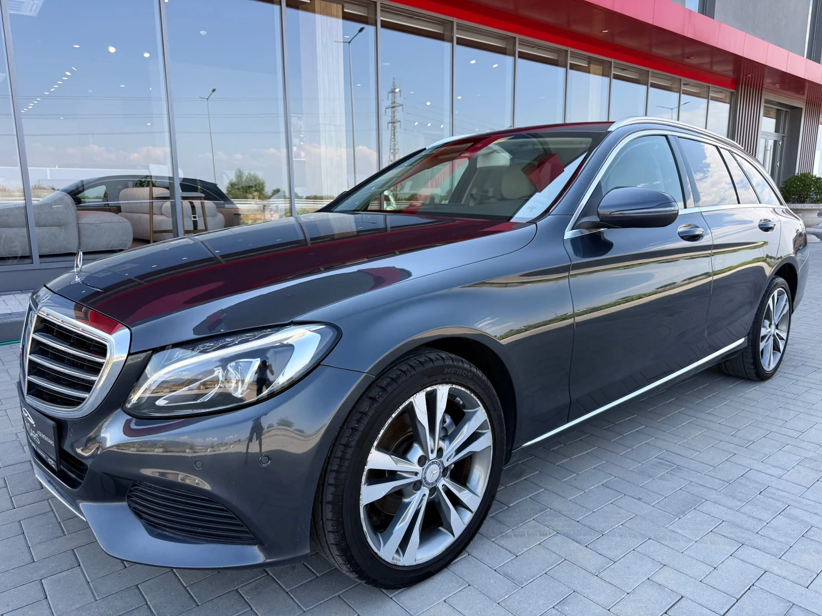 Mercedes-Benz C 220 CDI / AVANTGARDE / LED / KOJA / NAVI / CAMERA | Auto.bg — изображение 1 Mercedes-Benz C 220 CDI / AVANTGARDE / LED / KOJA / NAVI / CAMERA | Auto.bg — изображение 1