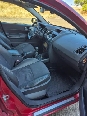 Renault Megane 2.0T | Auto.bg — изображение 12 Renault Megane 2.0T | Auto.bg — изображение 12