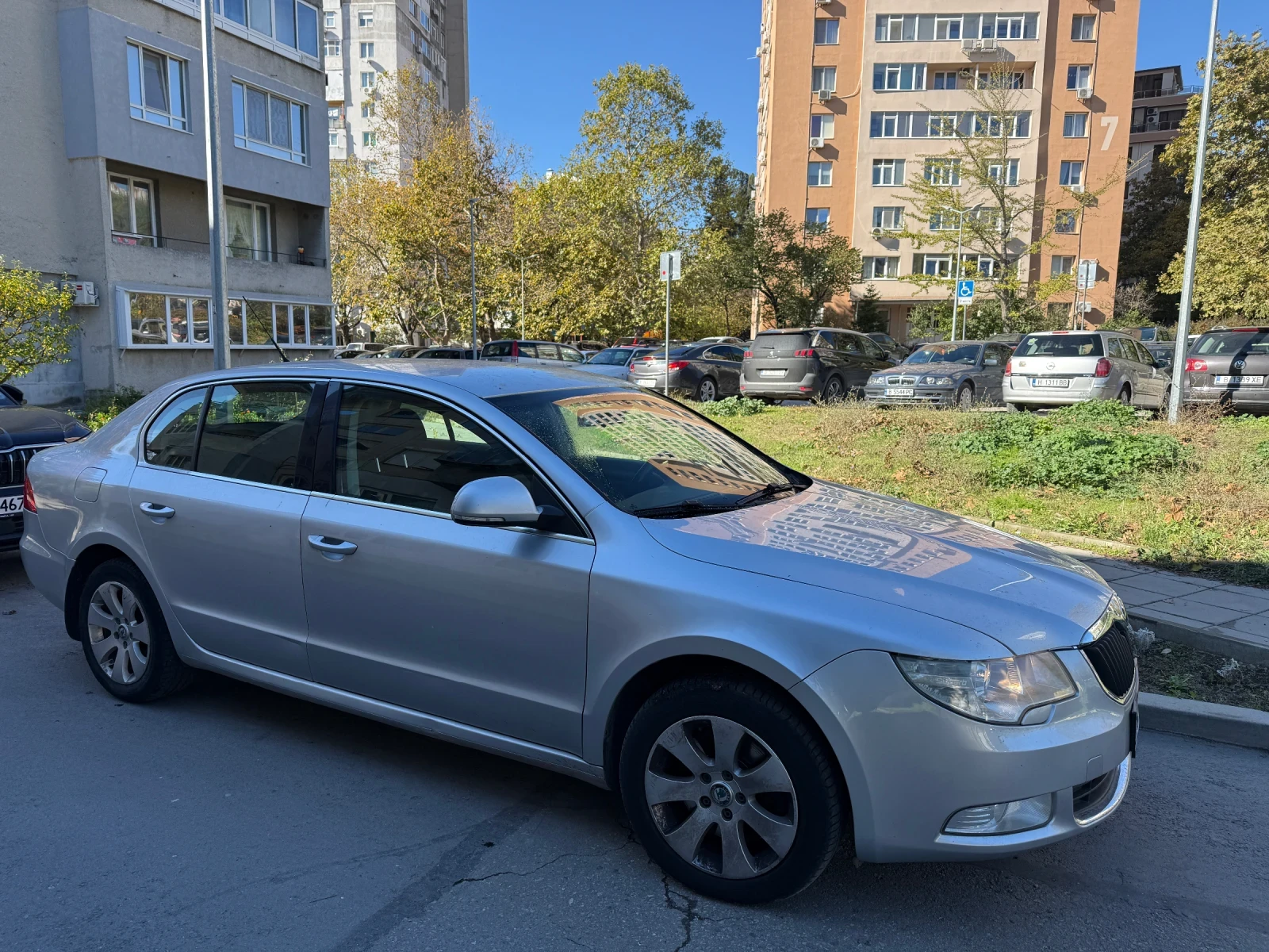 Skoda Superb  - изображение 2 | Auto.bg Skoda Superb  - изображение 2