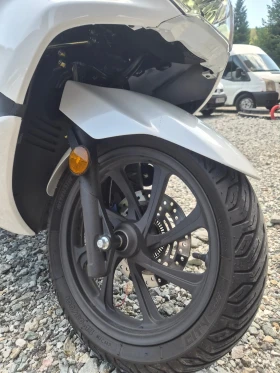 Honda Pcx undefined | Auto.bg — изображение 7 Honda Pcx undefined | Auto.bg — изображение 7