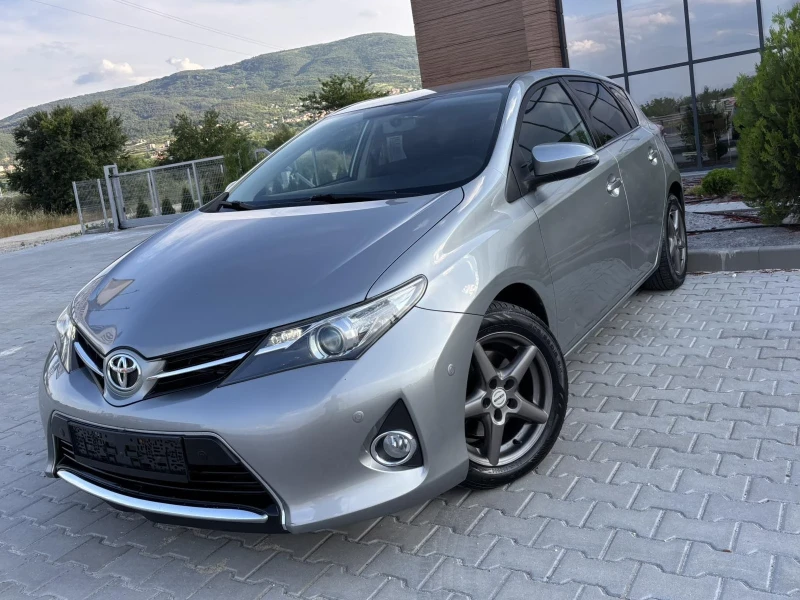 Toyota Auris 2.0D4d/124кс/EXECUTiVE/FACELiFT/КАМЕРА/НаВИ/Евро5 - 7190 € / 14062.42 лв. - 80652388 1 | Car24.bg Toyota Auris 2.0D4d/124кс/EXECUTiVE/FACELiFT/КАМЕРА/НаВИ/Евро5 - 7190 € / 14062.42 лв. - 80652388 1