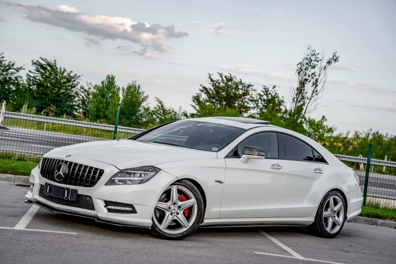 Mercedes-Benz CLS 350 AMG/ДИСТРОНИК/KEYLESS GO/ШИБЕДАХ/КАМЕРА/ХАРМАН - 16499 € / 32269.24 лв. - 25603959 1 | Car24.bg Mercedes-Benz CLS 350 AMG/ДИСТРОНИК/KEYLESS GO/ШИБЕДАХ/КАМЕРА/ХАРМАН - 16499 € / 32269.24 лв. - 25603959 1