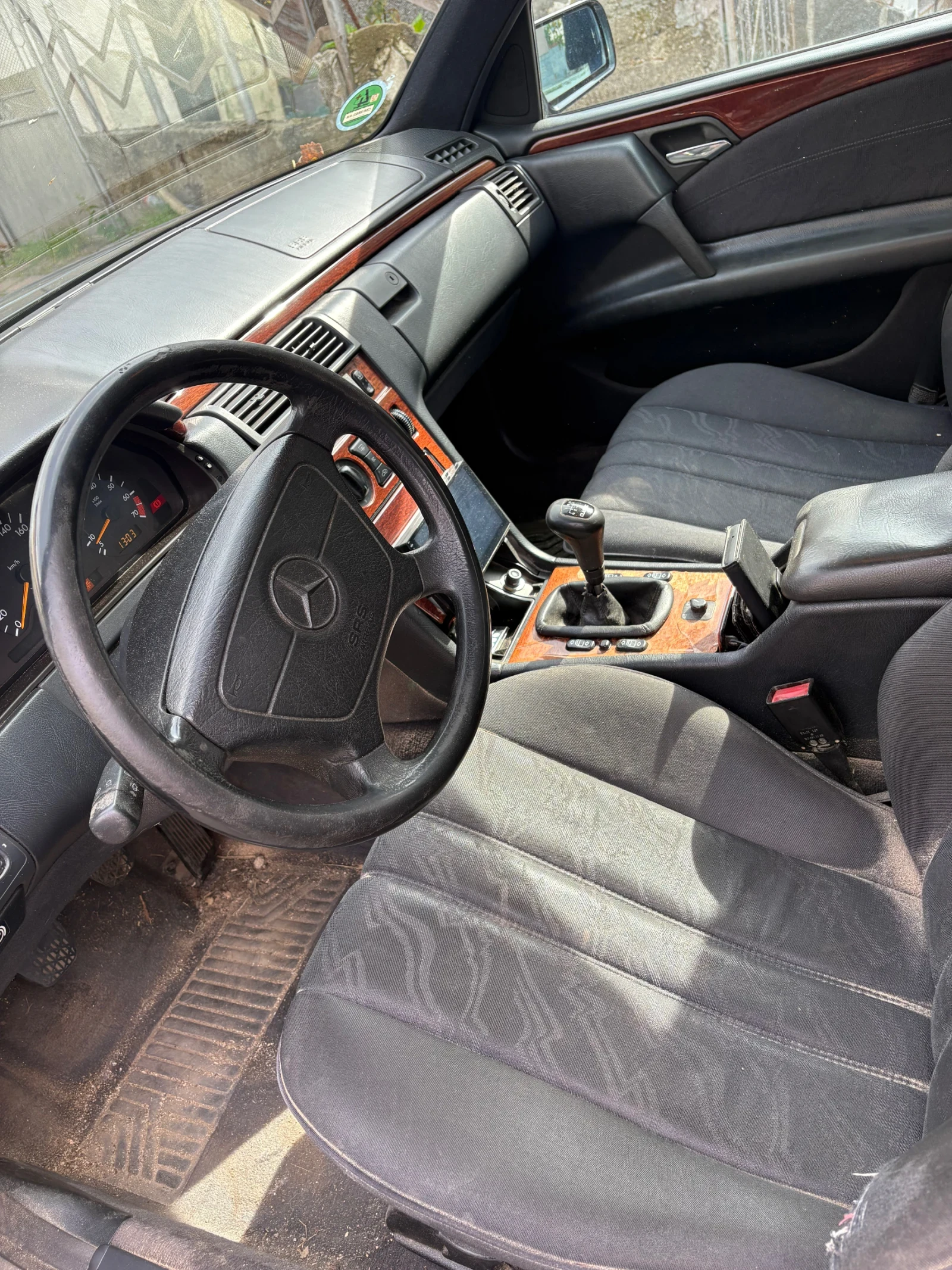 Mercedes-Benz E 200  - изображение 7 | Auto.bg Mercedes-Benz E 200  - изображение 7
