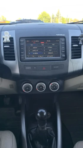 Citroen C-Crosser 2.2 HDi 4?4 седем местна | Auto.bg — изображение 11 Citroen C-Crosser 2.2 HDi 4?4 седем местна | Auto.bg — изображение 11