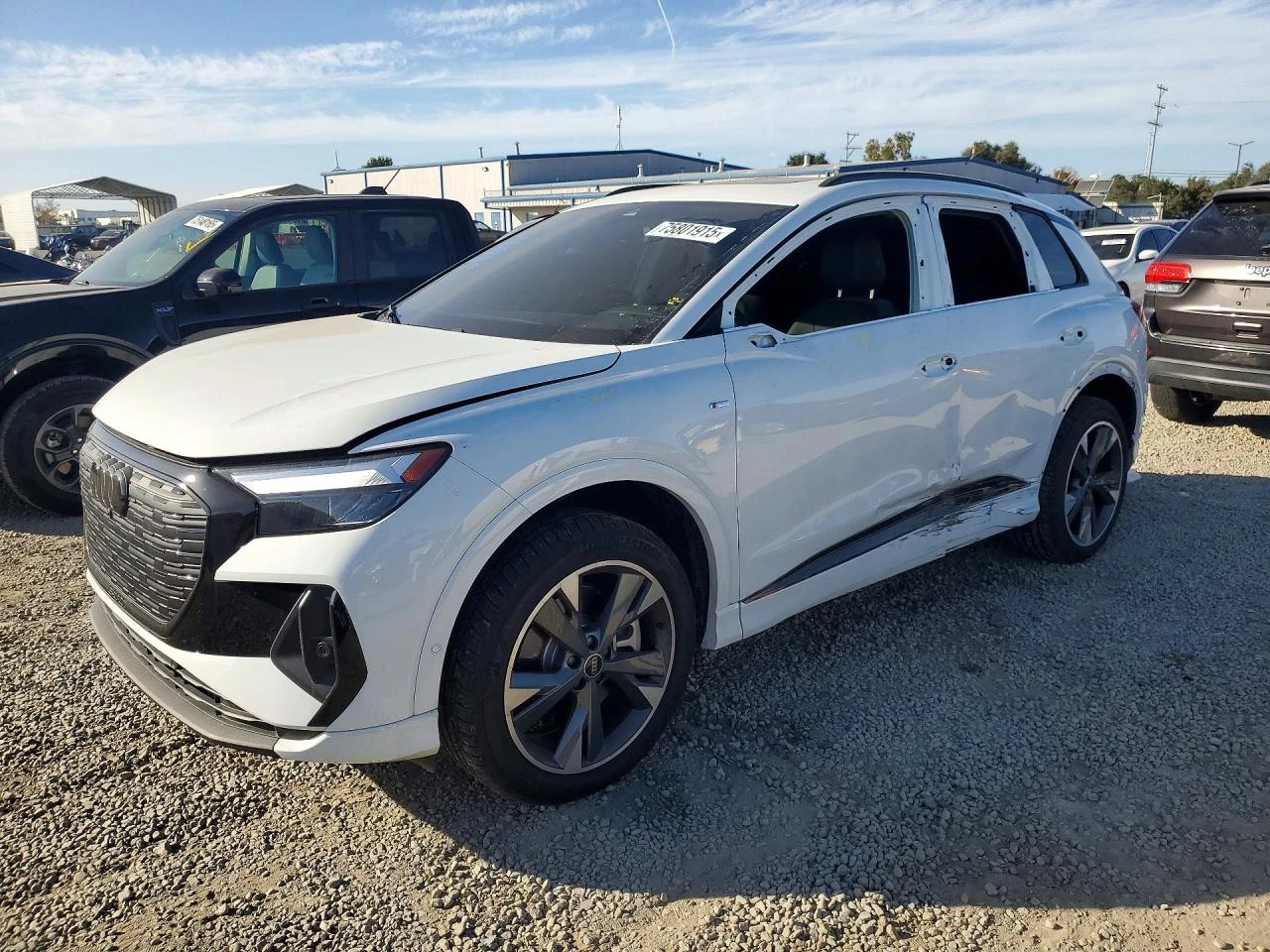 Audi Q4 * E-TRON* PREMIUM* PLUS* | Auto.bg — изображение 1 Audi Q4 * E-TRON* PREMIUM* PLUS* | Auto.bg — изображение 1
