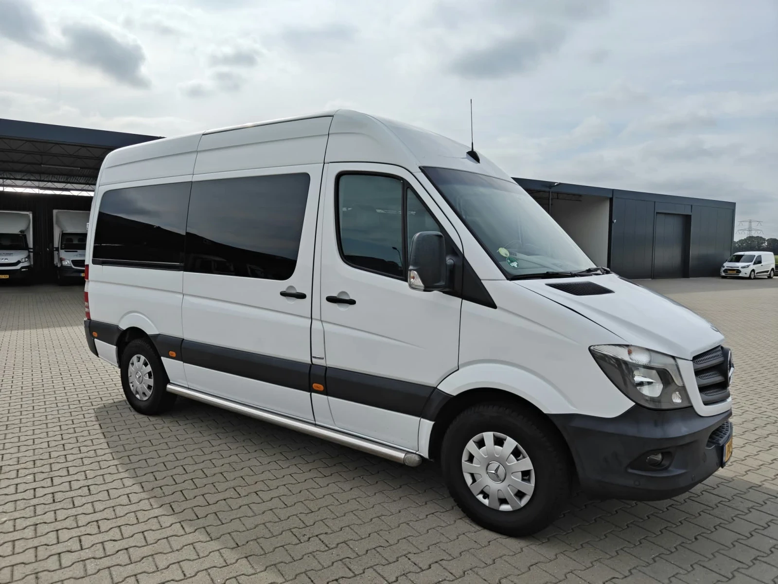 Mercedes-Benz Sprinter 316 8+ 1места | Auto.bg — изображение 1 Mercedes-Benz Sprinter 316 8+ 1места | Auto.bg — изображение 1