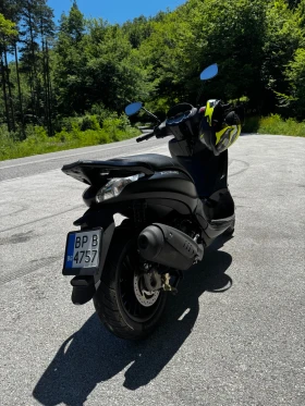 Piaggio Beverly 300 Black Edition | Auto.bg — изображение 10 Piaggio Beverly 300 Black Edition | Auto.bg — изображение 10