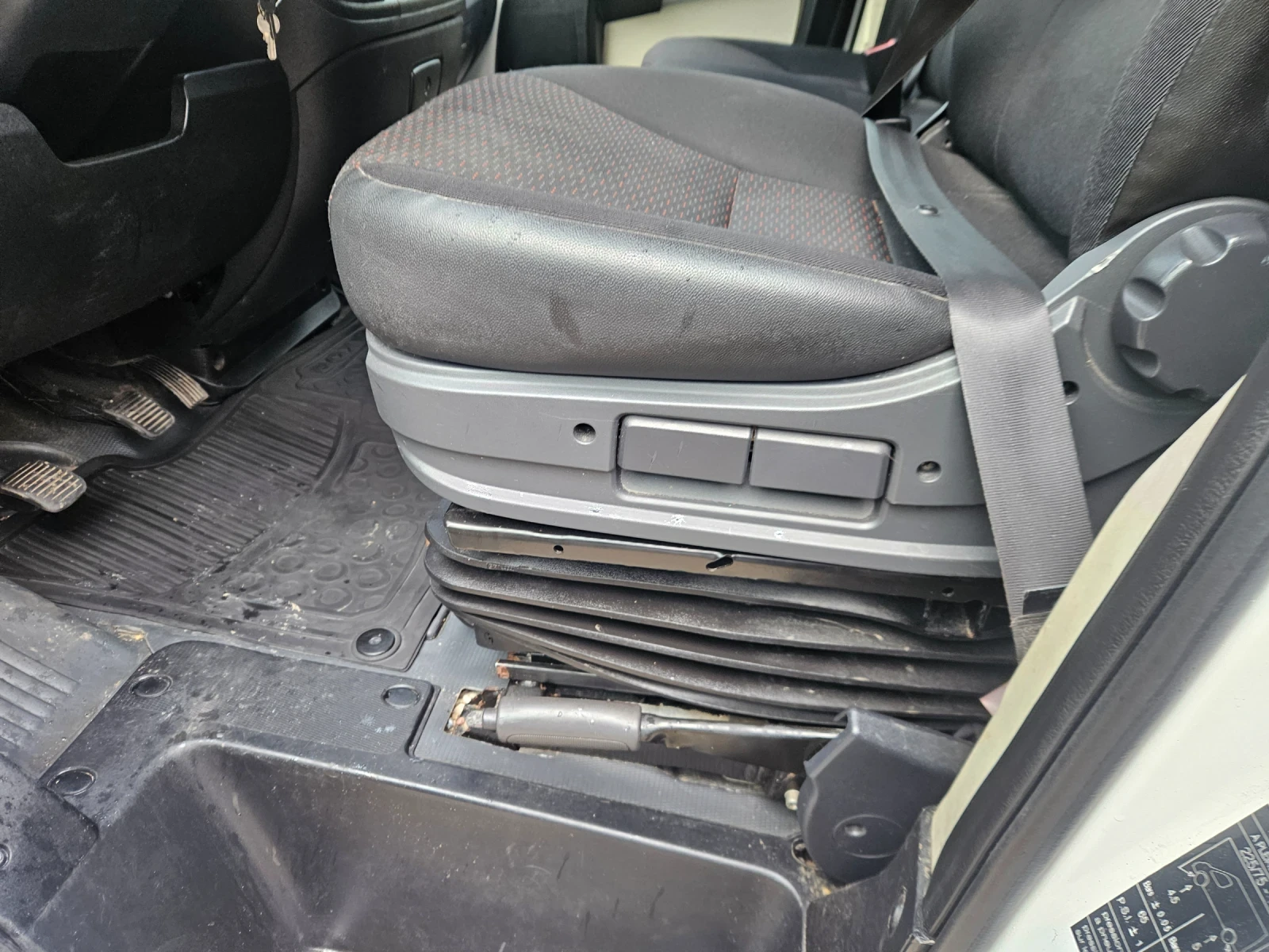 Citroen Jumper 3.0 180кс бордови - изображение 8 | Auto.bg Citroen Jumper 3.0 180кс бордови - изображение 8