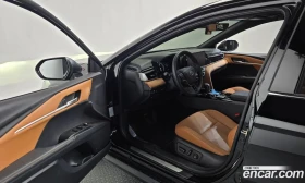 Toyota Camry 2.5 XLE Hybrid | Auto.bg — изображение 13 Toyota Camry 2.5 XLE Hybrid | Auto.bg — изображение 13