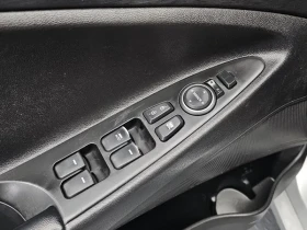 Hyundai Sonata 2.0 LPI - 6594 € / 12896.74 лв. - 67840316 17 | Car24.bg Hyundai Sonata 2.0 LPI - 6594 € / 12896.74 лв. - 67840316 17
