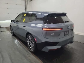 BMW iX * xDrive40 * Един собственик * CARFAX * От BWM * | Auto.bg — изображение 3 BMW iX * xDrive40 * Един собственик * CARFAX * От BWM * | Auto.bg — изображение 3