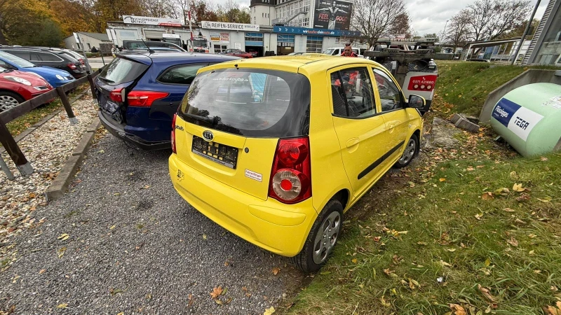 Kia Picanto 83999 km Klima - 2999 лв. / 1533.36 € - 95524286 1 | Car24.bg Kia Picanto 83999 km Klima - 2999 лв. / 1533.36 € - 95524286 1