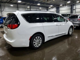 Chrysler Pacifica 3.6l Touring L - 9000 € - 90632897 3 | Car24.bg Chrysler Pacifica 3.6l Touring L - 9000 € - 90632897 3