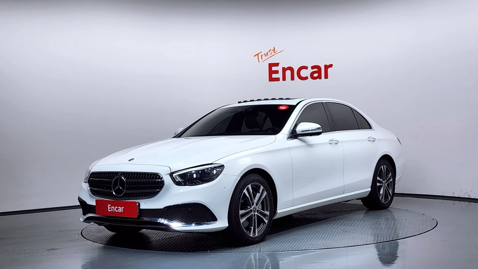 Mercedes-Benz E 350 4MATIC Avantgarde | Auto.bg — изображение 1 Mercedes-Benz E 350 4MATIC Avantgarde | Auto.bg — изображение 1