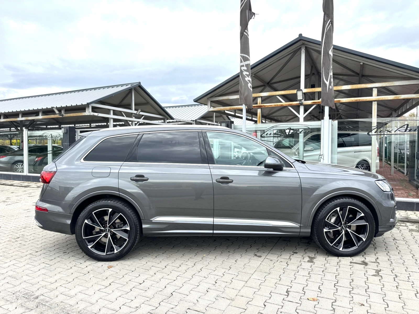 Audi Q7 55TFSIe#MATRIX#ОБДУХВАНЕ#AIRMAT#B&O#DISTR#HEADUP - изображение 7 | Auto.bg Audi Q7 55TFSIe#MATRIX#ОБДУХВАНЕ#AIRMAT#B&O#DISTR#HEADUP - изображение 7