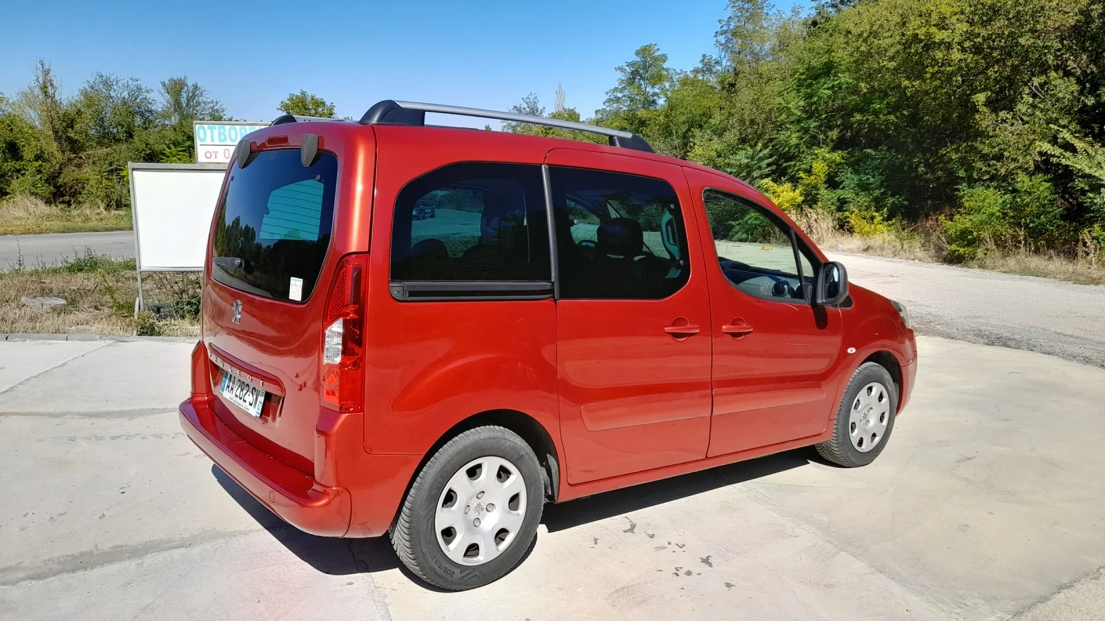 Peugeot Partner 1.6HDI.evro4 - изображение 3 | Auto.bg Peugeot Partner 1.6HDI.evro4 - изображение 3