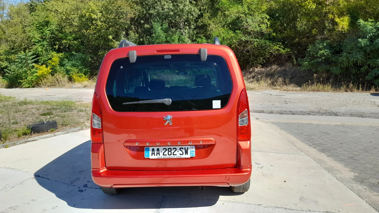 Peugeot Partner 1.6HDI.evro4 - изображение 4 | Auto.bg Peugeot Partner 1.6HDI.evro4 - изображение 4