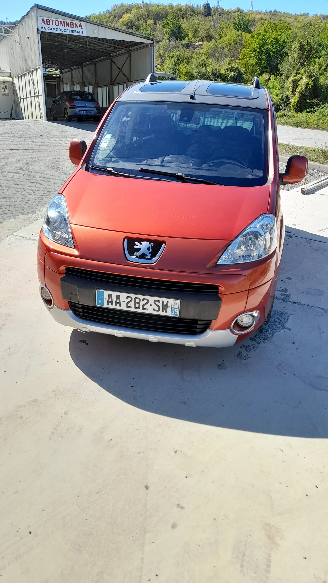 Peugeot Partner 1.6HDI.evro4 - изображение 8 | Auto.bg Peugeot Partner 1.6HDI.evro4 - изображение 8