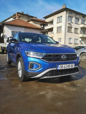 VW T-Roc 1.5 TSI, Бензин, Автоматик - 16650 € / 32564.57 лв. - 26007329 5 | Car24.bg VW T-Roc 1.5 TSI, Бензин, Автоматик - 16650 € / 32564.57 лв. - 26007329 5