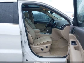 Jeep Grand cherokee 2019 JEEP GRAND CHEROKEE OVERLAND 4X4 - 13300 € / 26012.54 лв. - 29761702 11 | Car24.bg Jeep Grand cherokee 2019 JEEP GRAND CHEROKEE OVERLAND 4X4 - 13300 € / 26012.54 лв. - 29761702 11