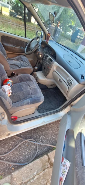 Renault Scenic 1.6 16V - 1500 € / 2933.74 лв. - 31064841 5 | Car24.bg Renault Scenic 1.6 16V - 1500 € / 2933.74 лв. - 31064841 5
