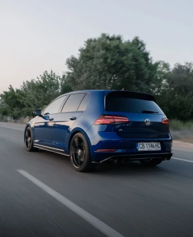 VW Golf R MK7.5 PERFORMANCE PACK От Порше София AKRAPOVIC - 24200 € / 47331.09 лв. - 93592262 17 | Car24.bg VW Golf R MK7.5 PERFORMANCE PACK От Порше София AKRAPOVIC - 24200 € / 47331.09 лв. - 93592262 17