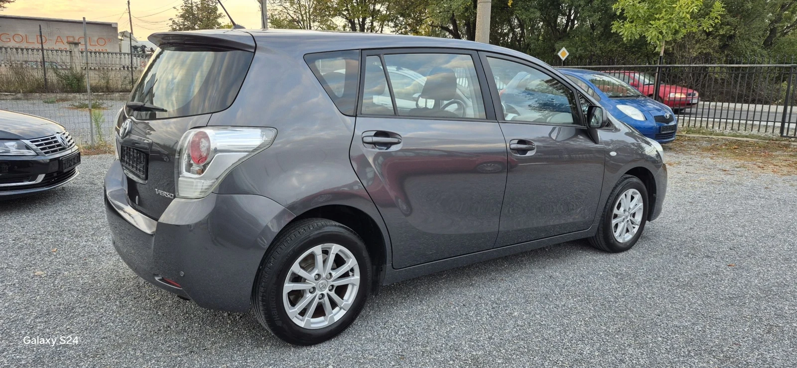 Toyota Verso 1.6 vvt-i Evro 5 Panorama - изображение 4 | Auto.bg Toyota Verso 1.6 vvt-i Evro 5 Panorama - изображение 4