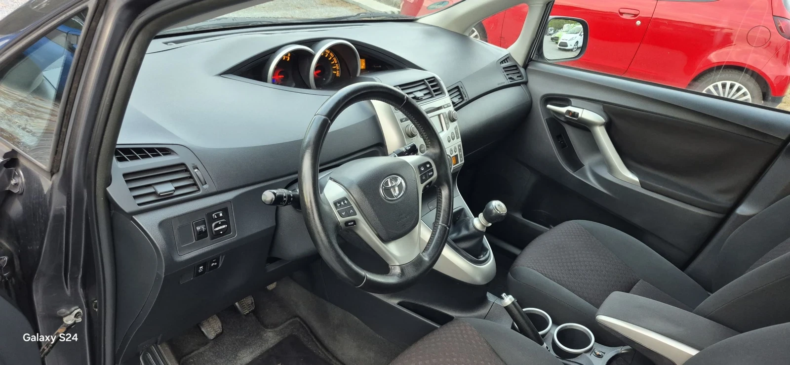 Toyota Verso 1.6 vvt-i Evro 5 Panorama - изображение 8 | Auto.bg Toyota Verso 1.6 vvt-i Evro 5 Panorama - изображение 8