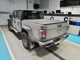 Jeep Gladiator * SPORT S CREW CAB SHORT BED * CARFAX * БЕЗ ПЪРВОН - 19000 € / 37160.77 лв. - 50951765 4 | Car24.bg Jeep Gladiator * SPORT S CREW CAB SHORT BED * CARFAX * БЕЗ ПЪРВОН - 19000 € / 37160.77 лв. - 50951765 4