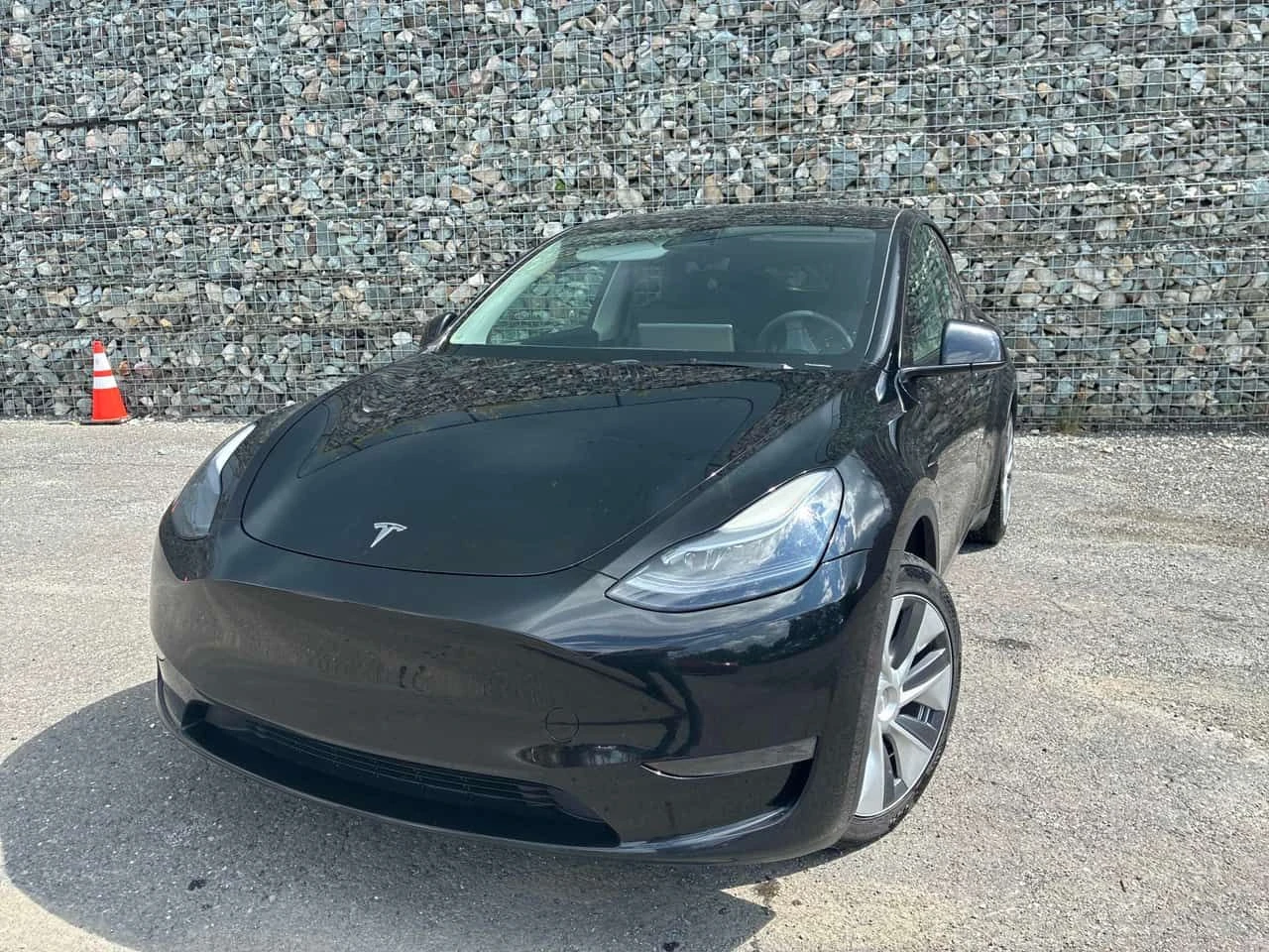 Tesla Model Y * RWD * CARFAX * ОПЦИЯ ЗА ФИНАНСИРАНЕ | Auto.bg — изображение 1 Tesla Model Y * RWD * CARFAX * ОПЦИЯ ЗА ФИНАНСИРАНЕ | Auto.bg — изображение 1
