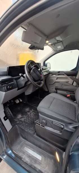 Ford Tourneo Custom | Auto.bg — изображение 2 Ford Tourneo Custom | Auto.bg — изображение 2