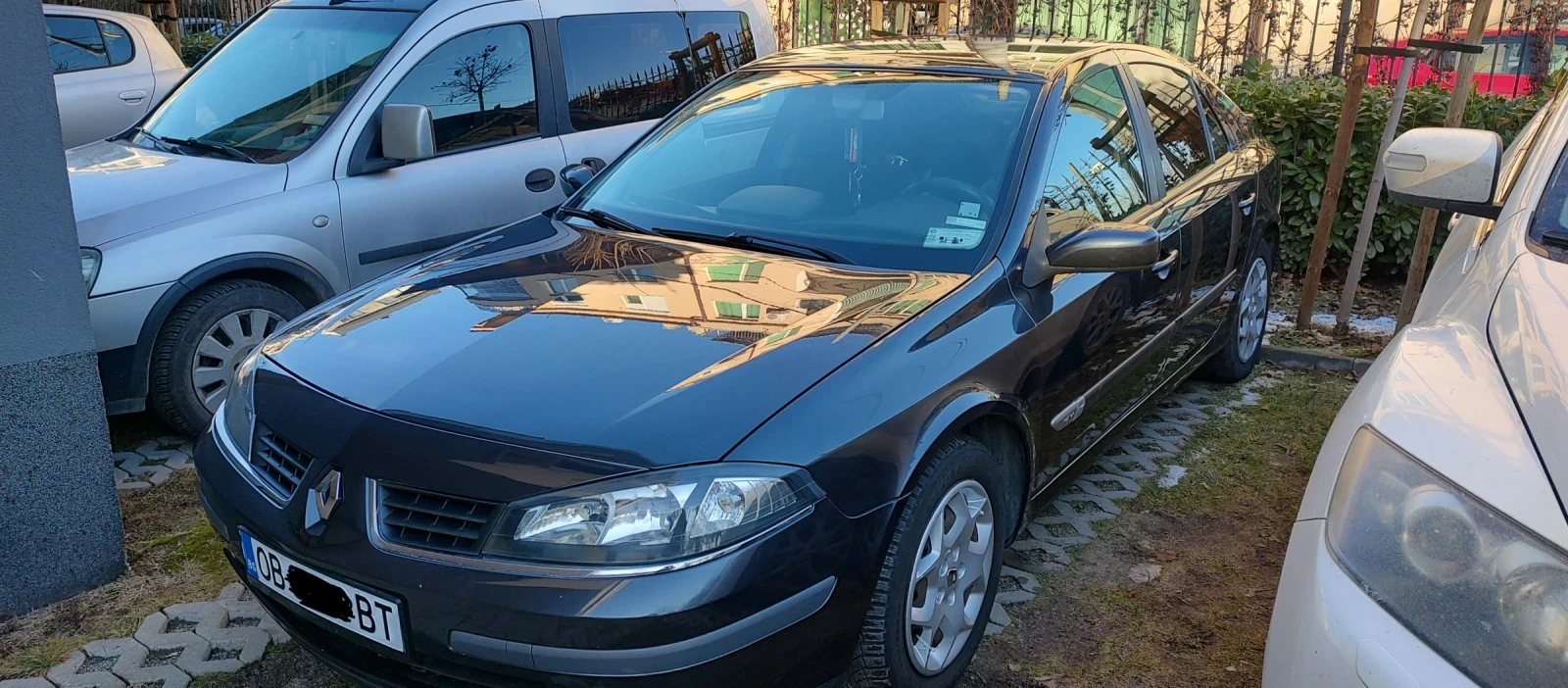 Renault Laguna 1, 6 16V 112 к.с. - Газ/ Бензин  - изображение 3 | Auto.bg Renault Laguna 1, 6 16V 112 к.с. - Газ/ Бензин  - изображение 3