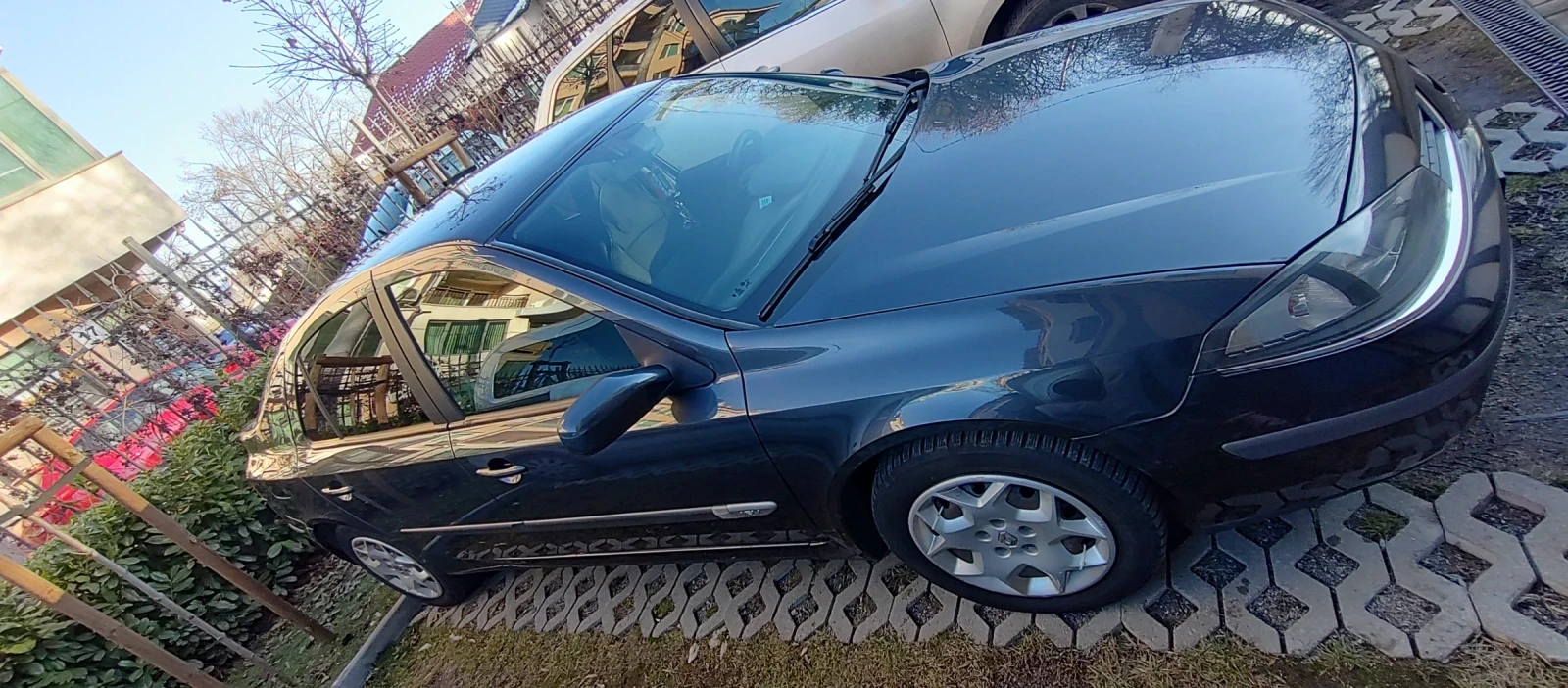 Renault Laguna 1, 6 16V 112 к.с. - Газ/ Бензин  - изображение 2 | Auto.bg Renault Laguna 1, 6 16V 112 к.с. - Газ/ Бензин  - изображение 2