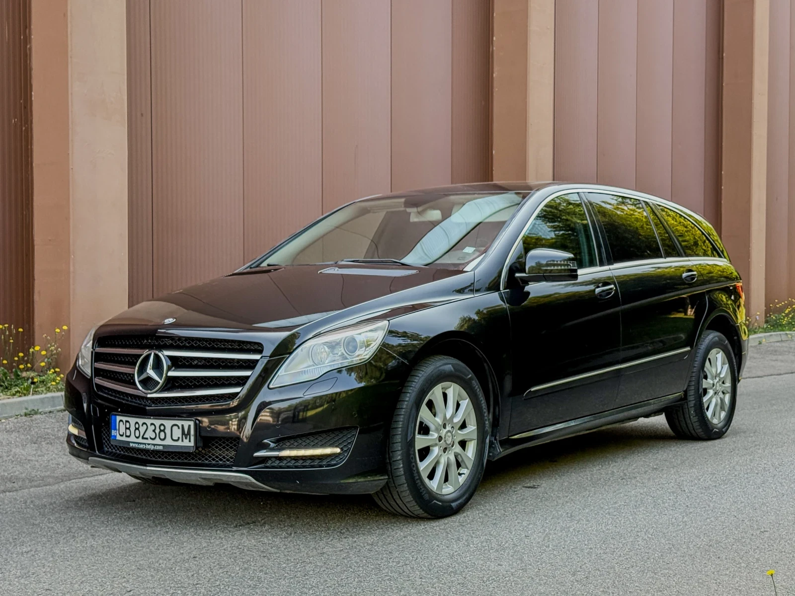 Mercedes-Benz R 350 4 MATIC ГАРАНЦИЯ 6 МЕСЕЦА ИЛИ 5000КМ | Auto.bg — изображение 1 Mercedes-Benz R 350 4 MATIC ГАРАНЦИЯ 6 МЕСЕЦА ИЛИ 5000КМ | Auto.bg — изображение 1