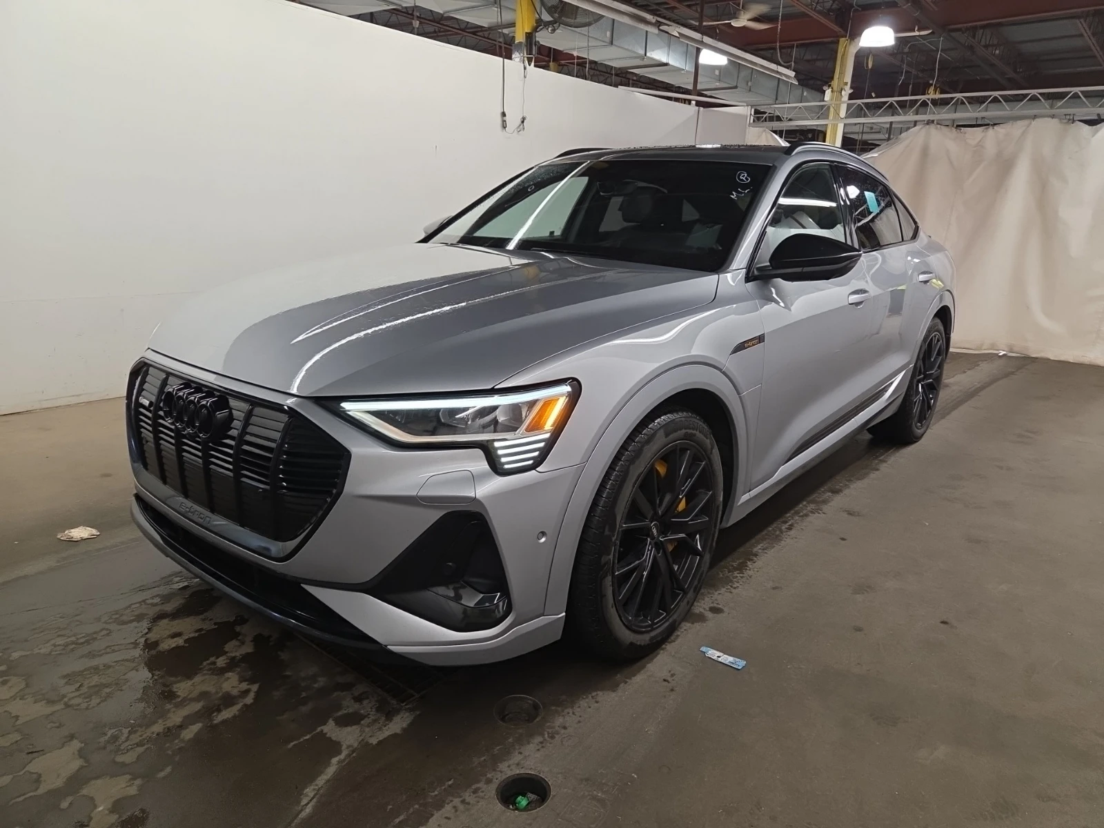 Audi E-Tron Sportback* Technik* B&O* Matrix* 360* HUD* Обдух | Auto.bg — изображение 1 Audi E-Tron Sportback* Technik* B&O* Matrix* 360* HUD* Обдух | Auto.bg — изображение 1