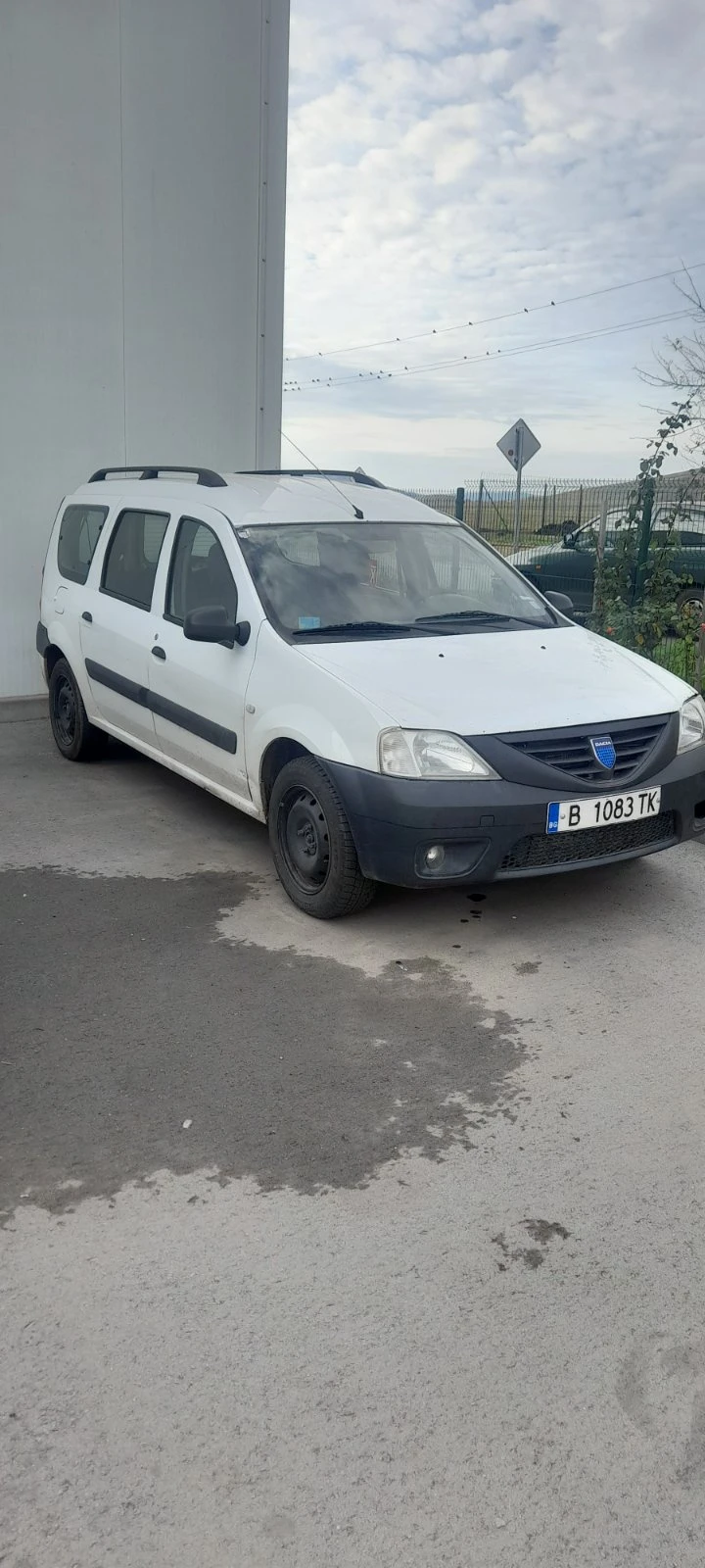 Dacia Logan - 2000 лв. / 1022.58 € - 49284966 1 | Car24.bg Dacia Logan - 2000 лв. / 1022.58 € - 49284966 1