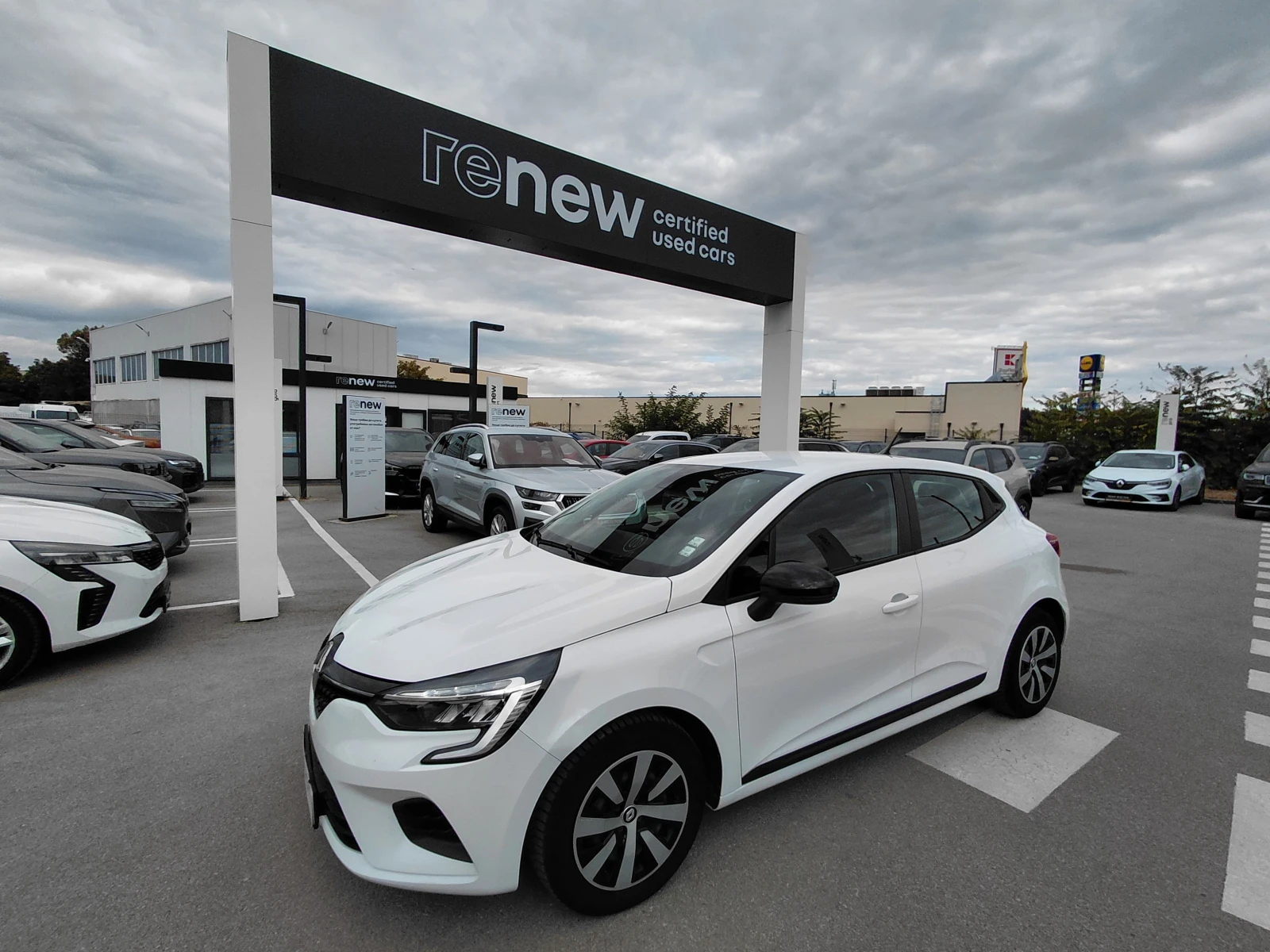 Renault Clio 1.0TCe /91k.c./6MT/Equilibre | Auto.bg — изображение 1 Renault Clio 1.0TCe /91k.c./6MT/Equilibre | Auto.bg — изображение 1