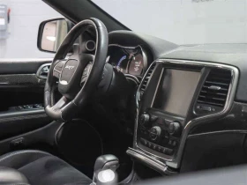 Jeep Grand cherokee 4X4 SRT CARFAX | Auto.bg — изображение 13 Jeep Grand cherokee 4X4 SRT CARFAX | Auto.bg — изображение 13