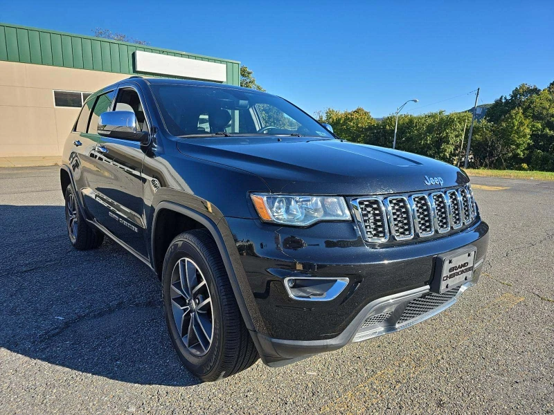 Jeep Grand cherokee Limited - 36500 лв. / 18662.15 € - 83563145 1 | Car24.bg Jeep Grand cherokee Limited - 36500 лв. / 18662.15 € - 83563145 1