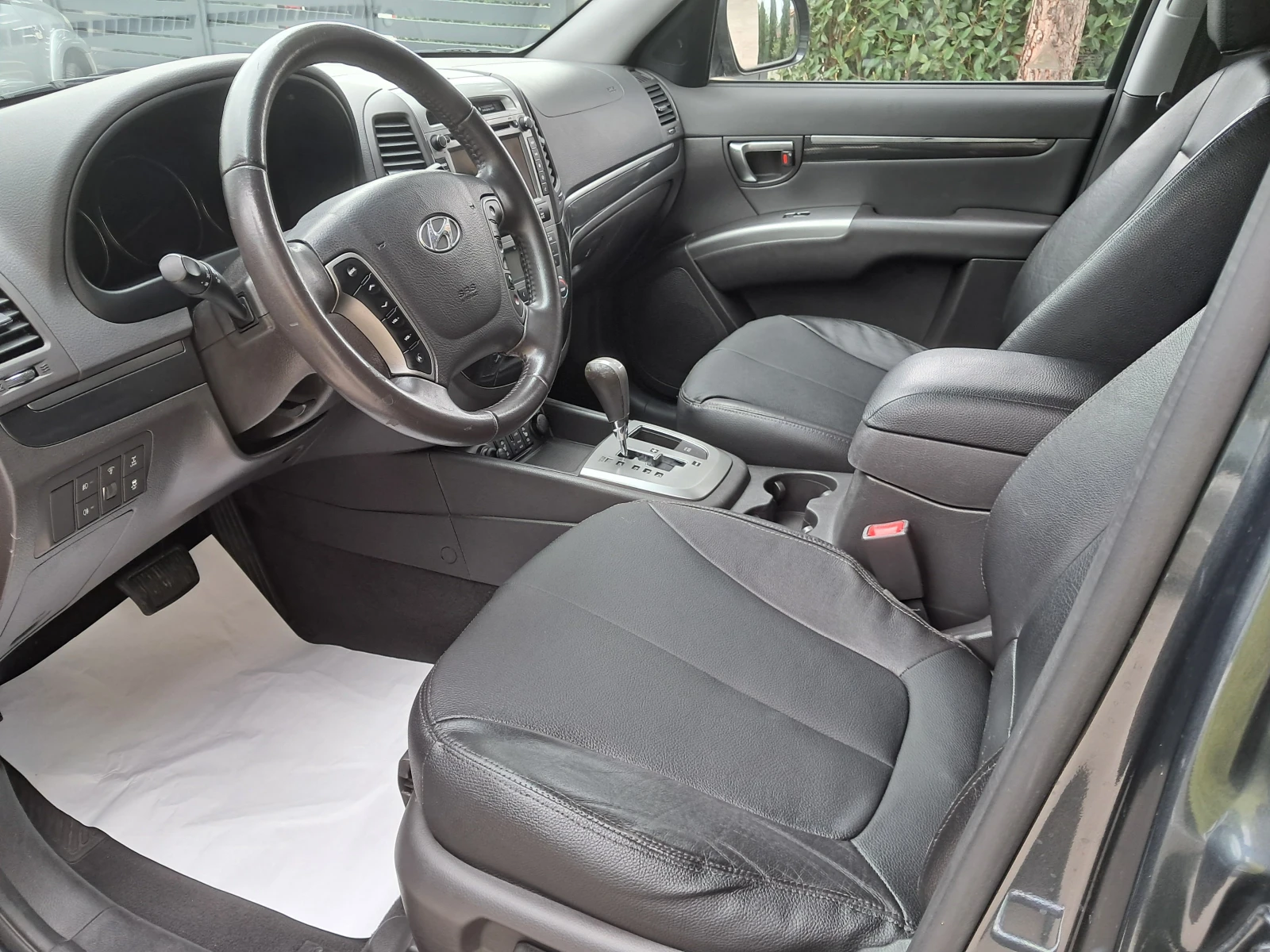 Hyundai Santa fe 131000км.FULL-КАТО НОВ - изображение 5 | Auto.bg Hyundai Santa fe 131000км.FULL-КАТО НОВ - изображение 5
