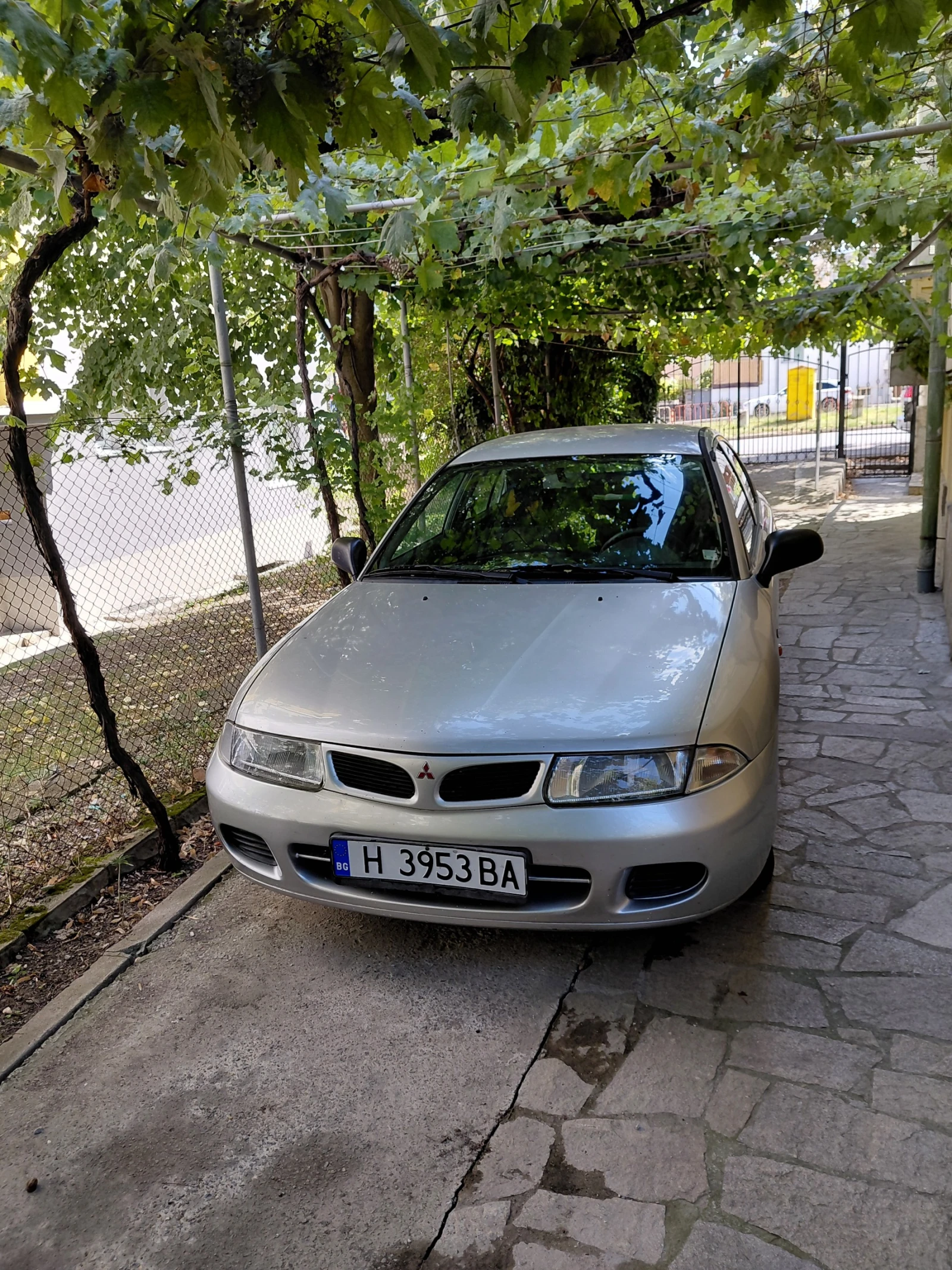 Mitsubishi Carisma GDI | Auto.bg — изображение 1 Mitsubishi Carisma GDI | Auto.bg — изображение 1