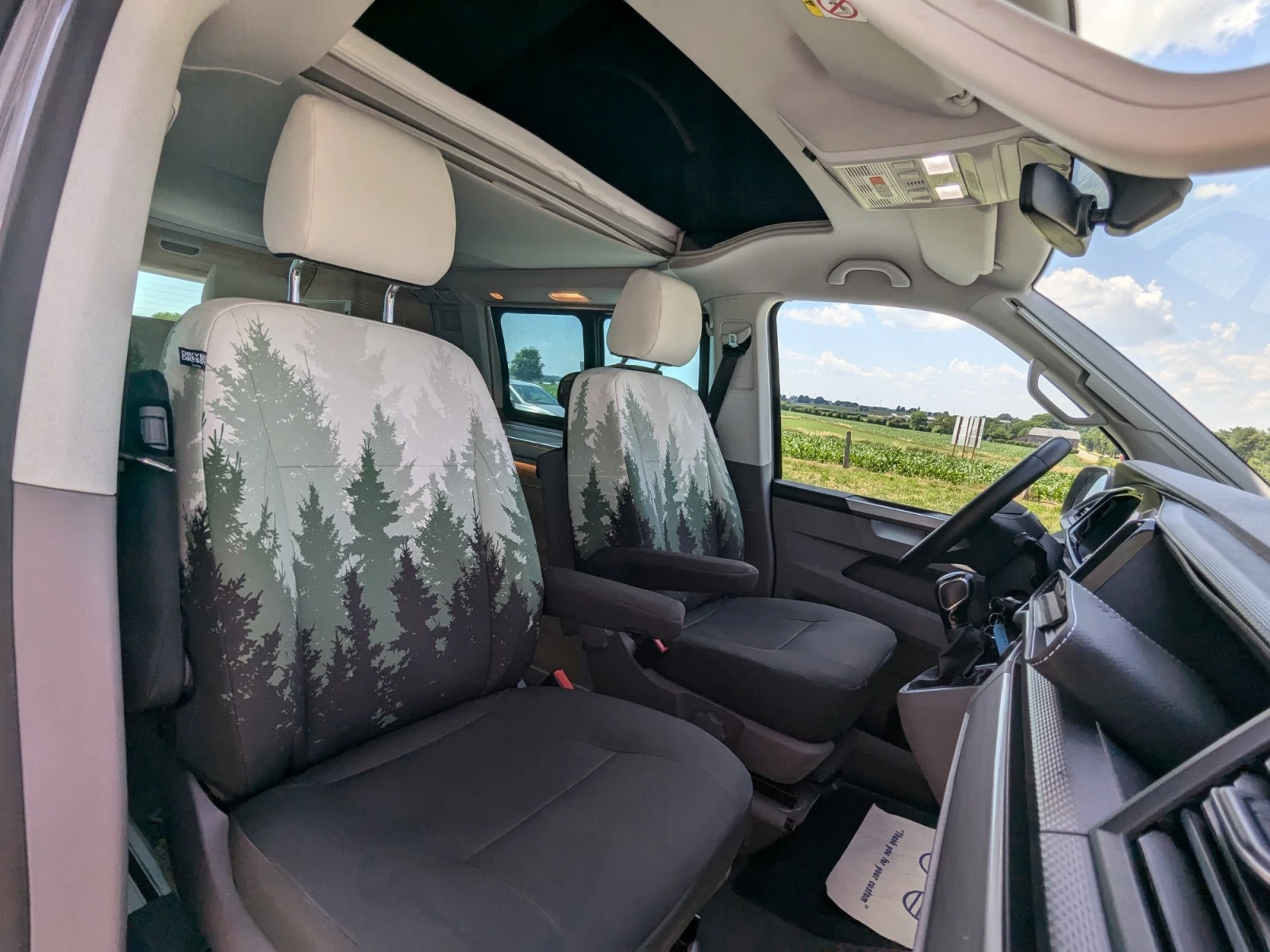 VW California 2.0TDI/204H.P.* 4MOTION* 40 000KM*  - изображение 10 | Auto.bg VW California 2.0TDI/204H.P.* 4MOTION* 40 000KM*  - изображение 10