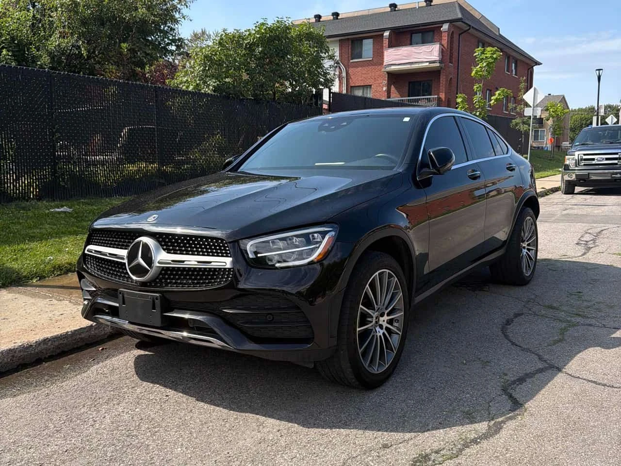 Mercedes-Benz GLC 300 Coupe * CARFAX * DISTRONIC * 360 * BURMESTER * | Auto.bg — изображение 1 Mercedes-Benz GLC 300 Coupe * CARFAX * DISTRONIC * 360 * BURMESTER * | Auto.bg — изображение 1