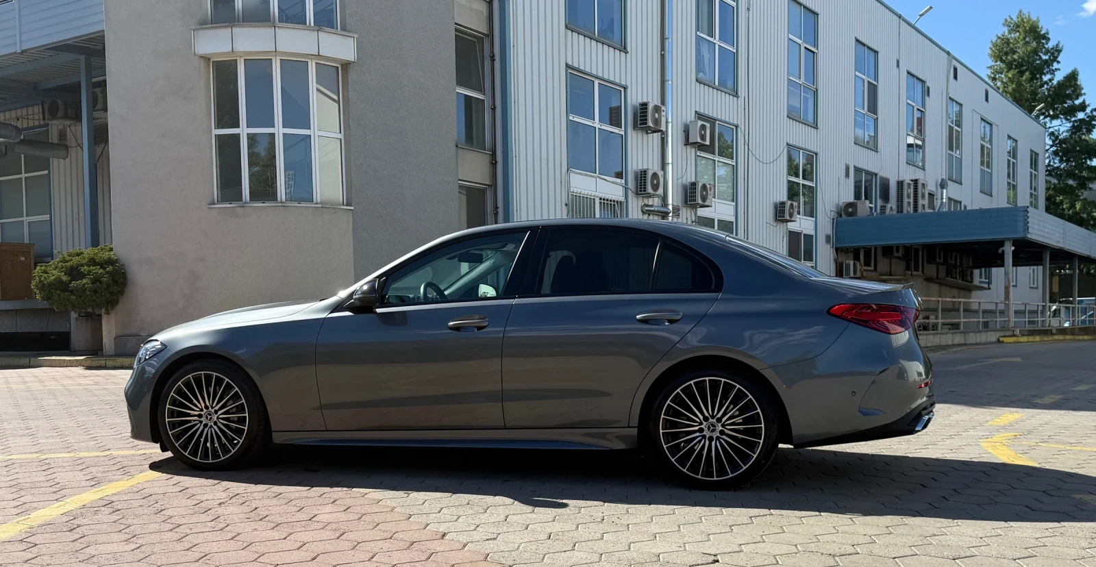 Mercedes-Benz C 220 AMG - изображение 6 | Auto.bg Mercedes-Benz C 220 AMG - изображение 6