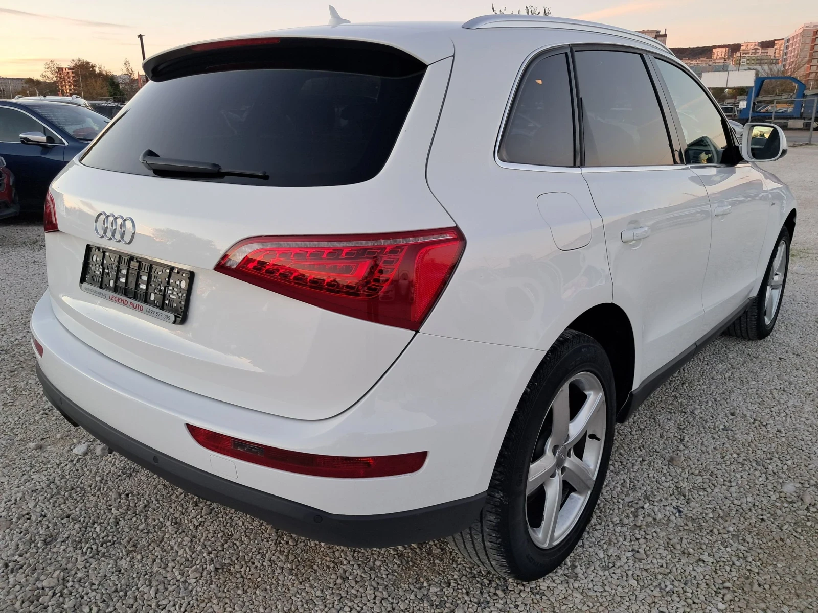 Audi Q5 2.0TDI 177к.с, S LINE, АВТОМАТИК, QUATTRO , КАТО Н - изображение 8 | Auto.bg Audi Q5 2.0TDI 177к.с, S LINE, АВТОМАТИК, QUATTRO , КАТО Н - изображение 8