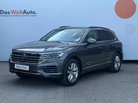 Снимка VW Touareg
