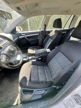 Skoda Octavia undefined | Auto.bg — изображение 6 Skoda Octavia undefined | Auto.bg — изображение 6