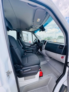 Mercedes-Benz Sprinter 316 313 9м. Немски 2ХКЛИМА ЧИСТО НОВ! 3 БРОЯ!ТОП! | Auto.bg — изображение 12 Mercedes-Benz Sprinter 316 313 9м. Немски 2ХКЛИМА ЧИСТО НОВ! 3 БРОЯ!ТОП! | Auto.bg — изображение 12